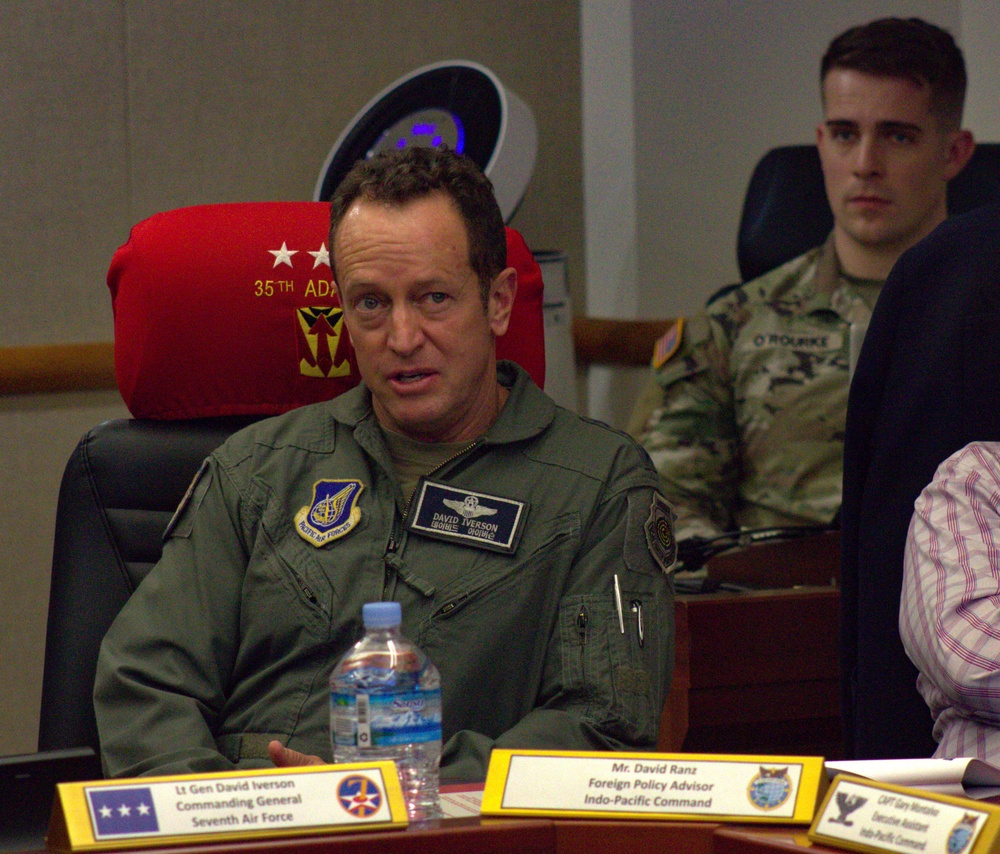 INDOPACOM and 7th Air Force Commander visits 35th Air Defense Artillery Brigade