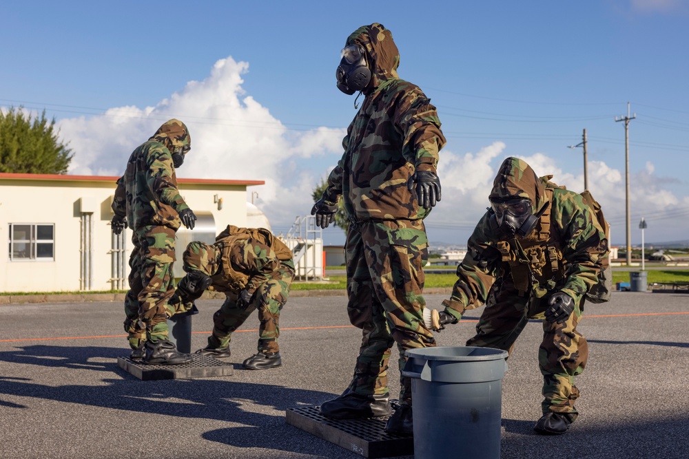 MWSS-172 Marines conduct flight line after attack training