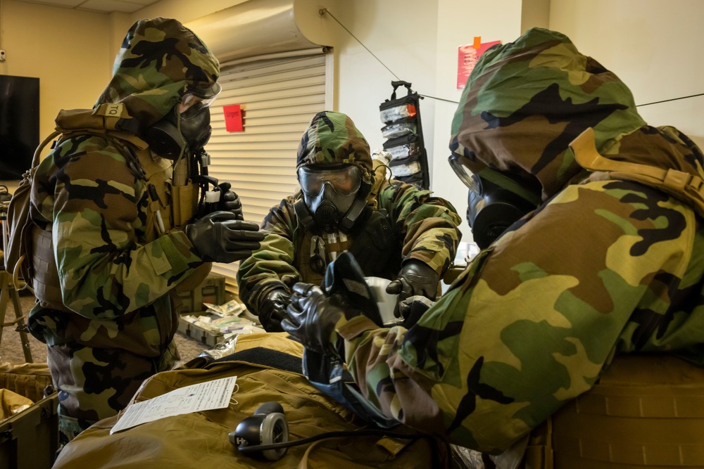 MWSS-172 Marines conduct flight line after attack training