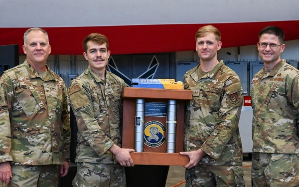 8th MXG participates in 3rd Qtr DCC and Load Crew Competition