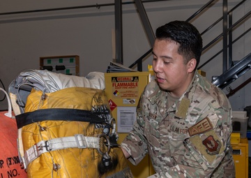 ReaDy Airman of the Week: 100th OSS Airman recognized