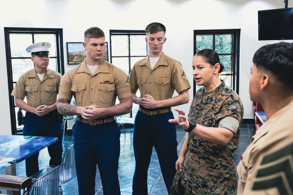 Task Force 61/2 command visits U.S. Embassy in Nicosia