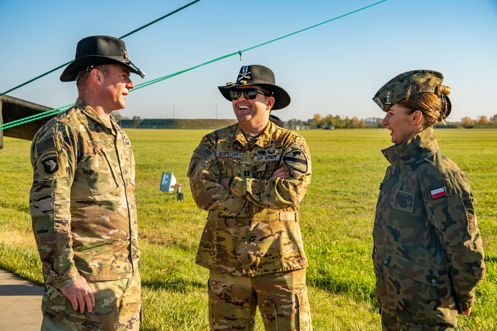 U.S. Army aviators join Polish Soldiers in Allied Aviation 24