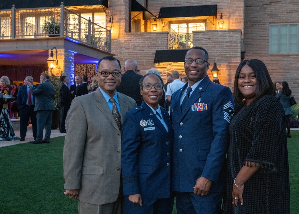 Heroes of Military Medicine San Antonio Awards Dinner Honors Excellence in Military Medicine