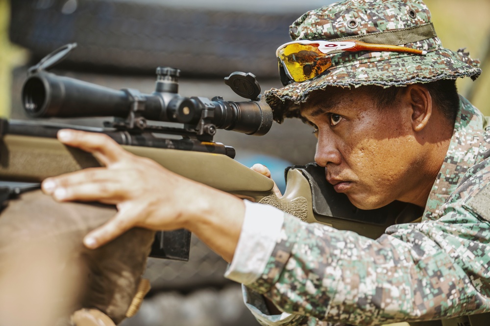 KAMANDAG 8: 15th MEU Snipers Compete with ROK, Philippine Forces