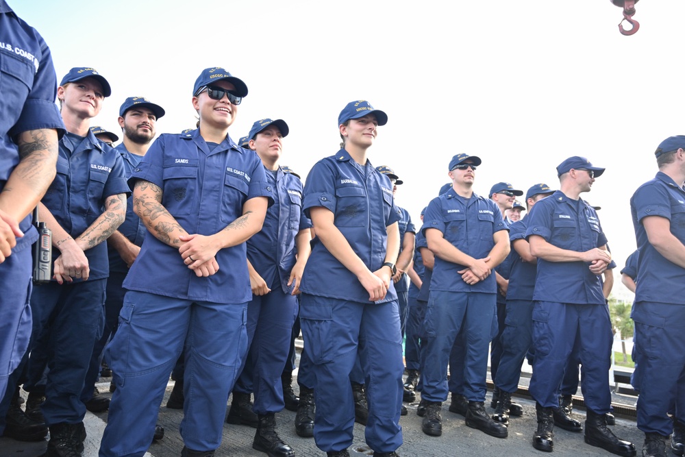 Coast Guard Cutter Escanaba offloads approximately $50 million in seized drugs