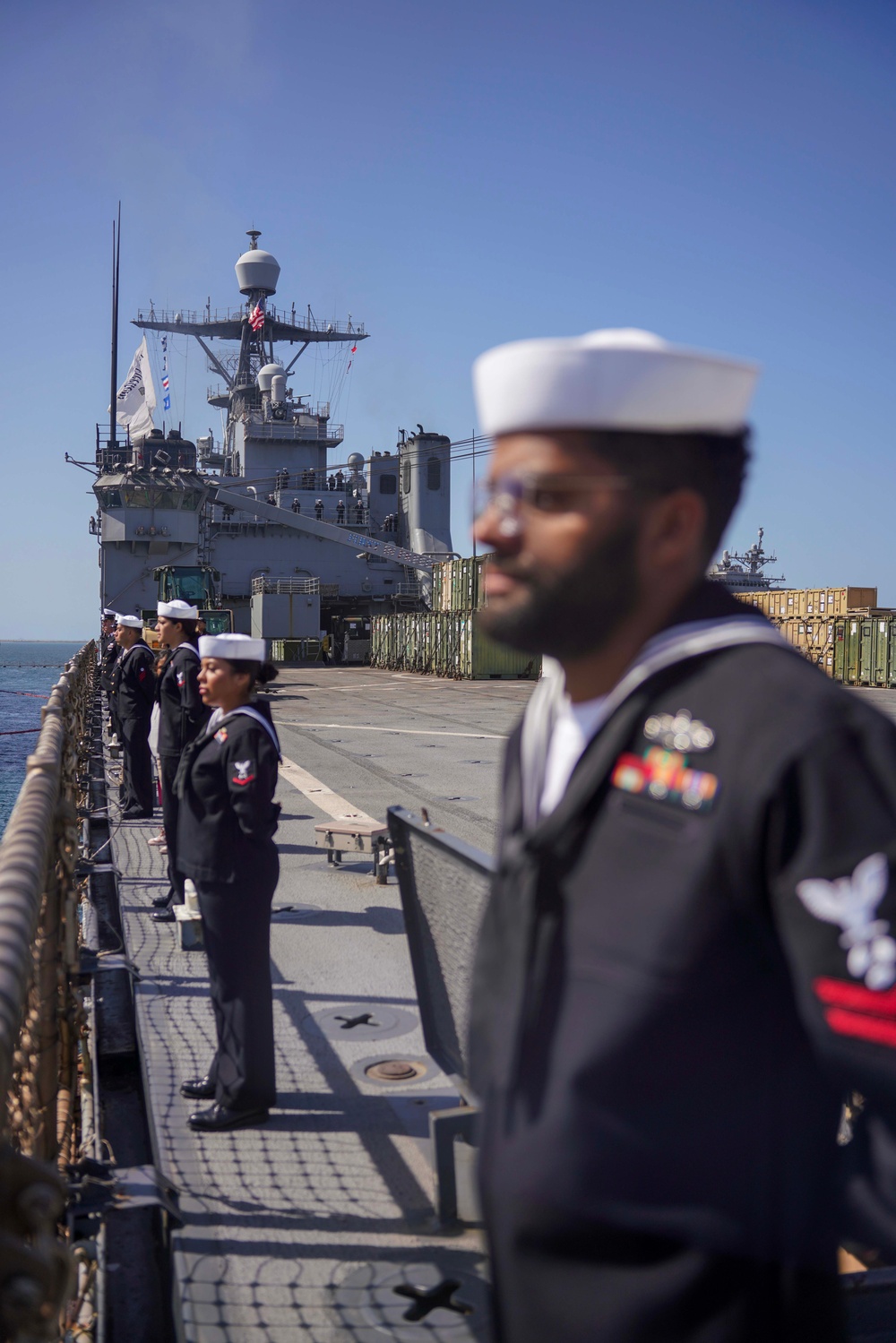 USS Harpers Ferry Returns to San Diego