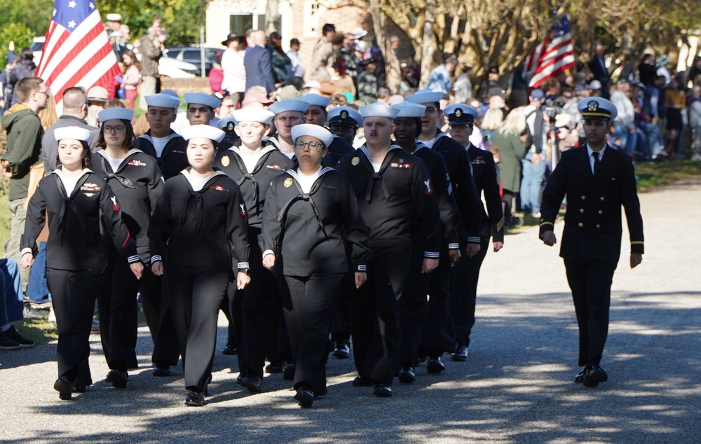 NWS Yorktown Sailors march in annual Yorktown Day parade