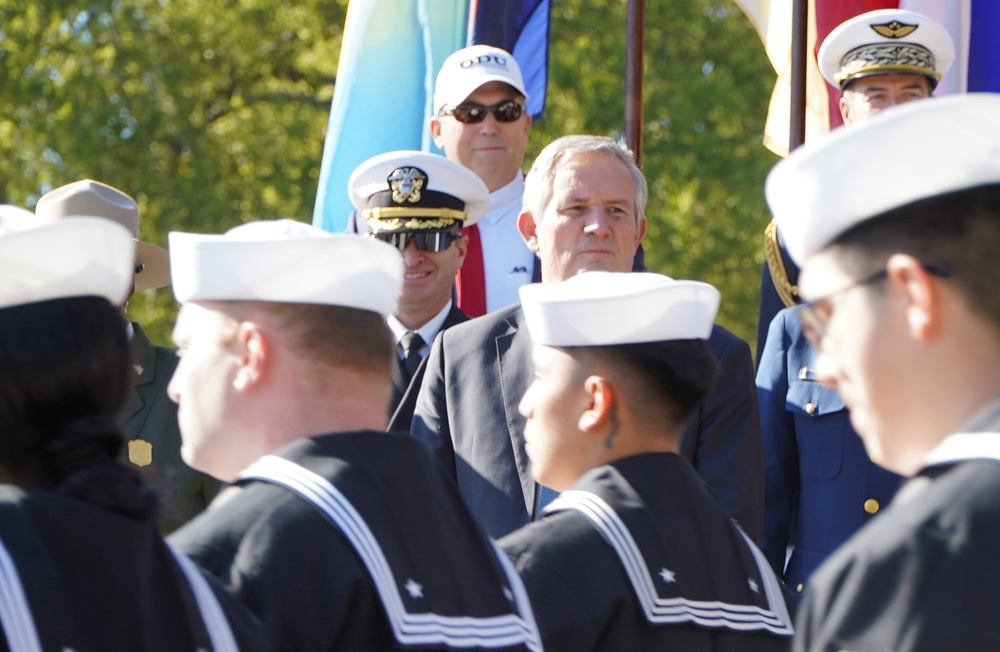 NWS Yorktown Sailors march in annual Yorktown Day parade