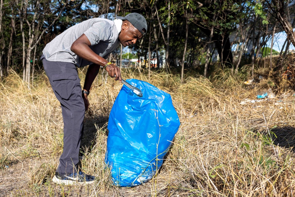 Navy Volunteers Clean Bike Path for Laulima Navy