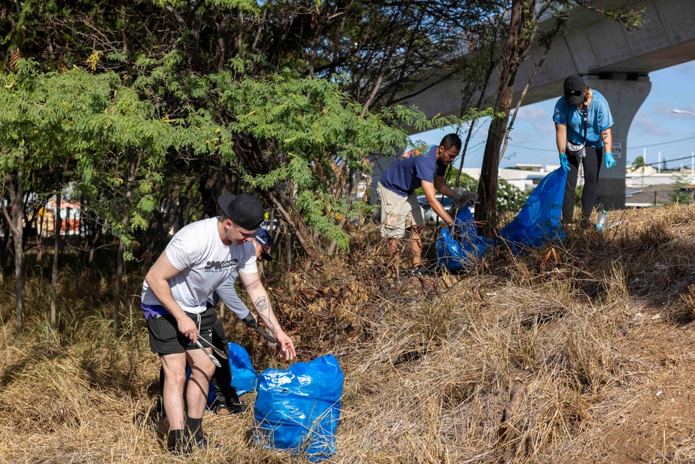 Navy Volunteers Clean Bike Path for Laulima Navy