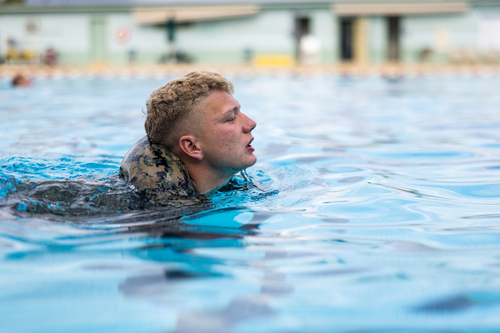 Hawaii Marines test out for MCIWS course