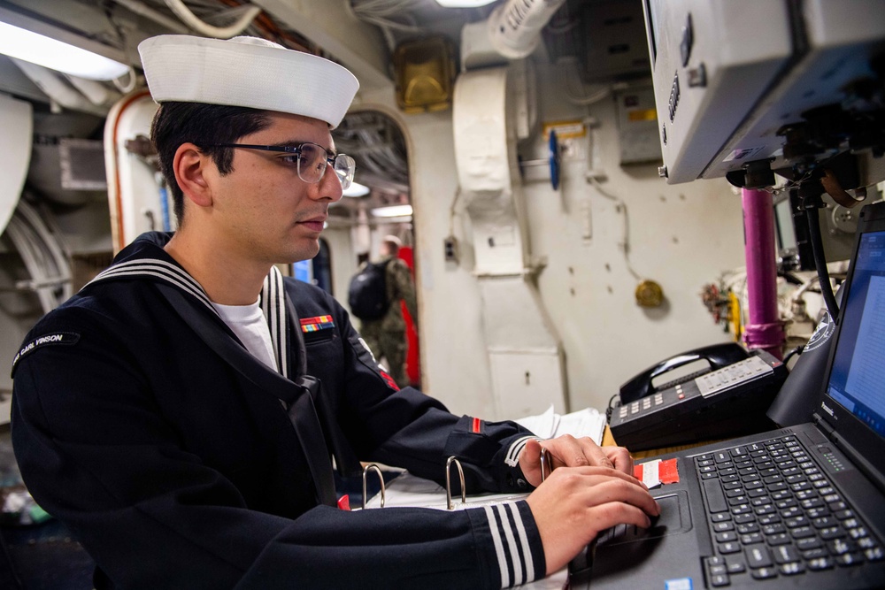 Daily Operations Aboard USS Carl Vinson (CVN 70)