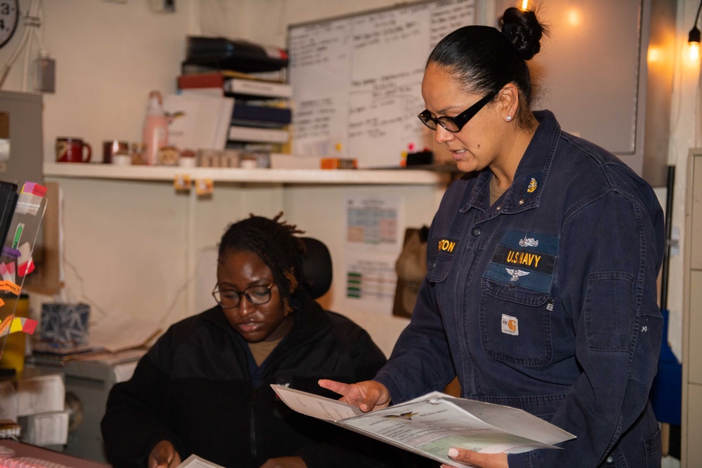 Daily Operations Aboard USS Carl Vinson (CVN 70)