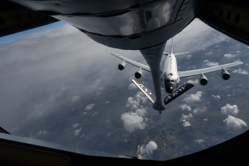 100th ARW supports RAF RC-135 1st full transit of NATO air space