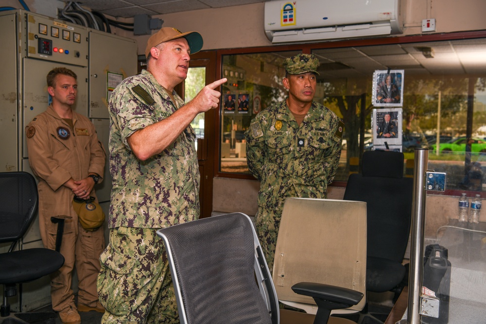 EURAFCENT Visits Naval Support Activity Bahrain