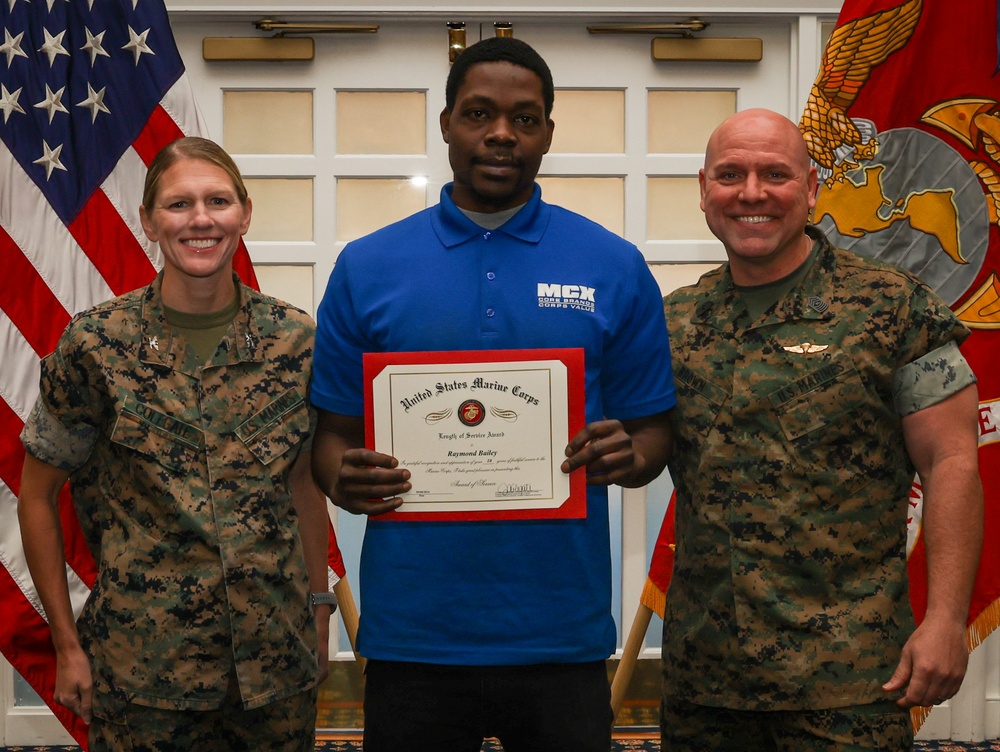 Civilians receive awards for 3rd quarter, 2024
