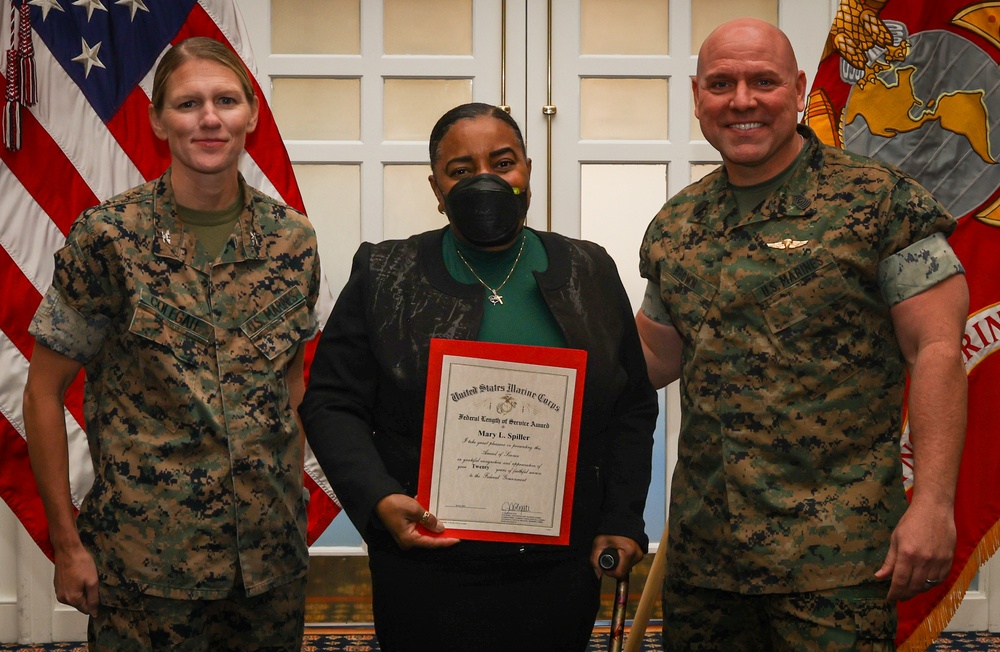 Civilians receive awards for 3rd quarter, 2024