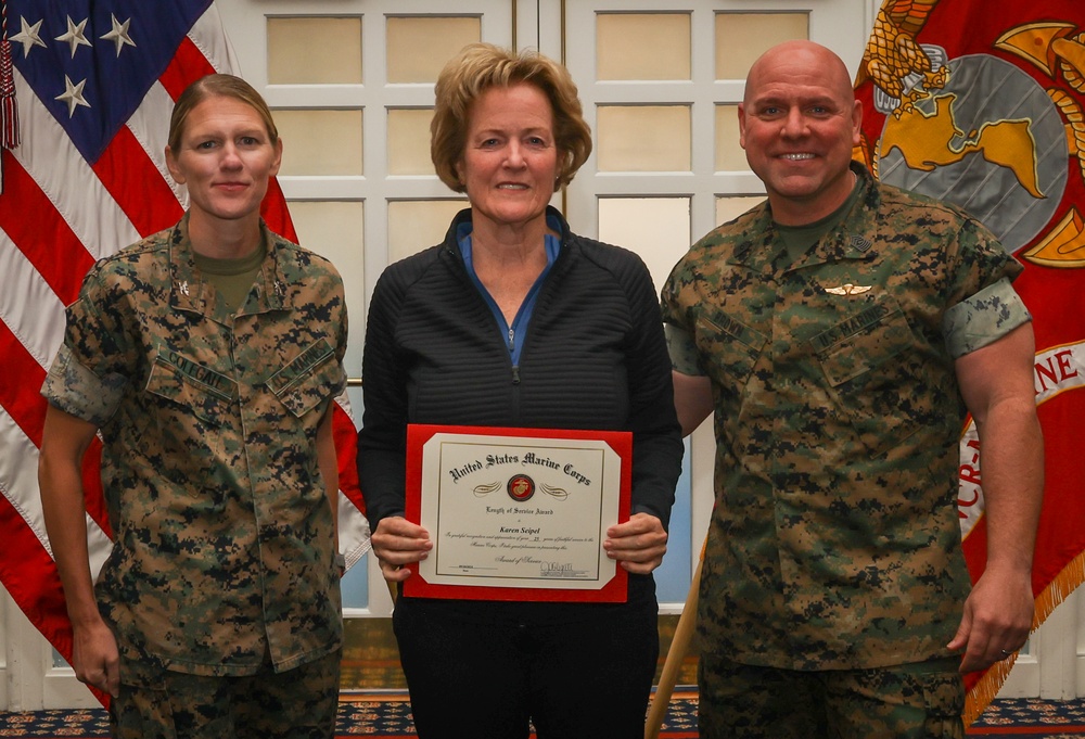 Civilians receive awards for 3rd quarter, 2024