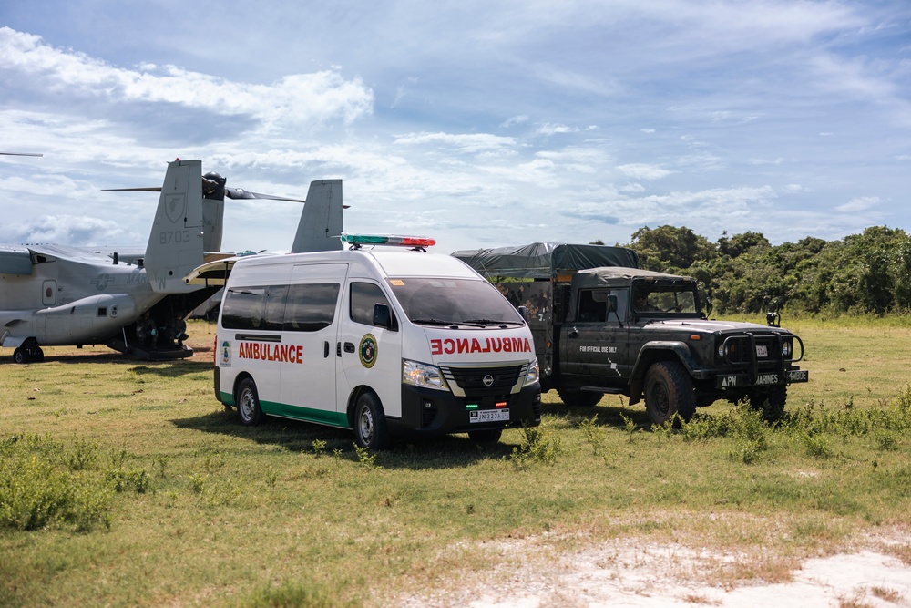 KAMANDAG 8: MRF-SEA, Philippine Marines, JGSDF conduct HADR Demonstration