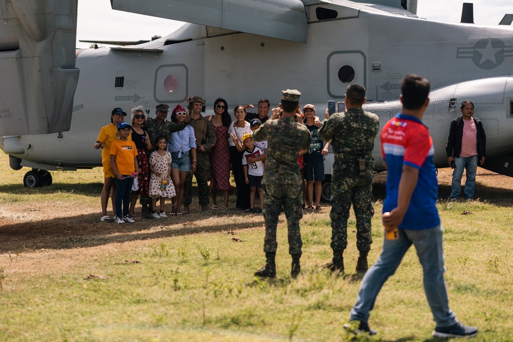 KAMANDAG 8: MRF-SEA, Philippine Marines, JGSDF conduct HADR Demonstration