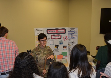 METC, Services Host Military Medicine Career Fair