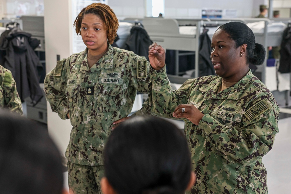 JFK Sailors Visit RTC Great Lakes