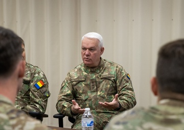 Chief of the Romanian Land Forces and his staff visit Alabama