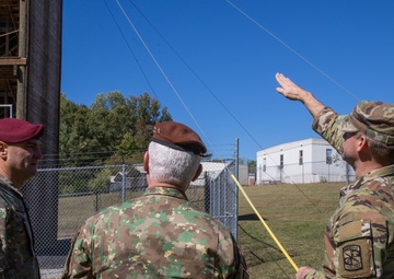 Chief of the Romanian Land Forces and his staff visit Alabama