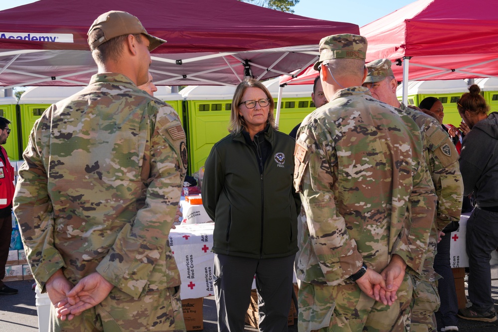 FEMA Administrator and North Carolina Governor visit a Community Care Station