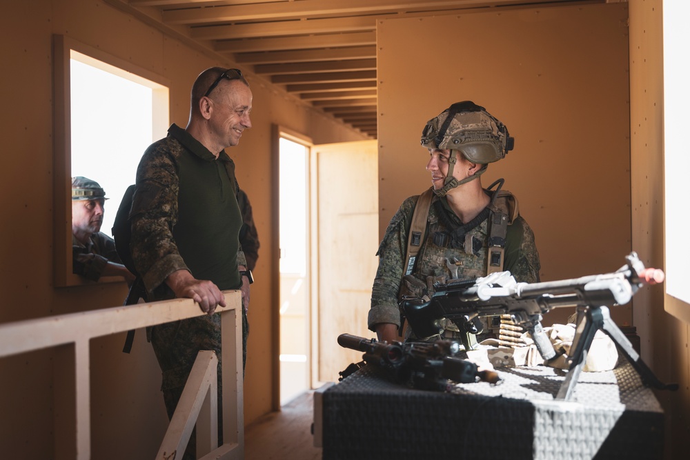 Dutch Marine Commandant Ivo Moerman visits The Combat Center