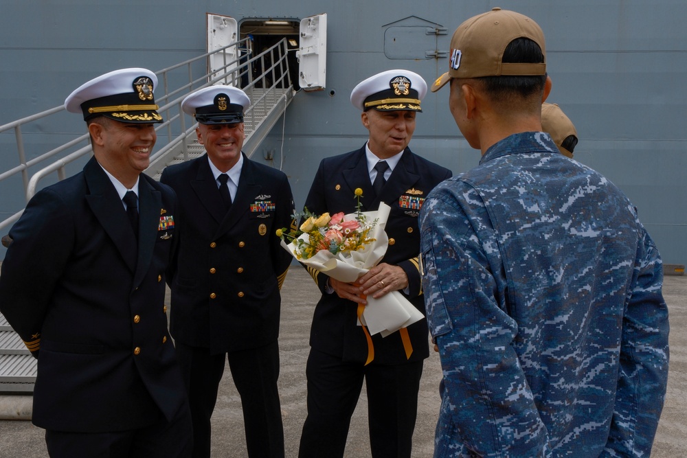 USS Frank Cable Arrives in Jeju-Do, South Korea