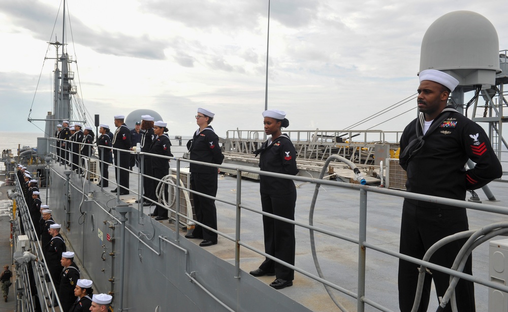 USS Frank Cable arrives in Jeju-Do, South Korea