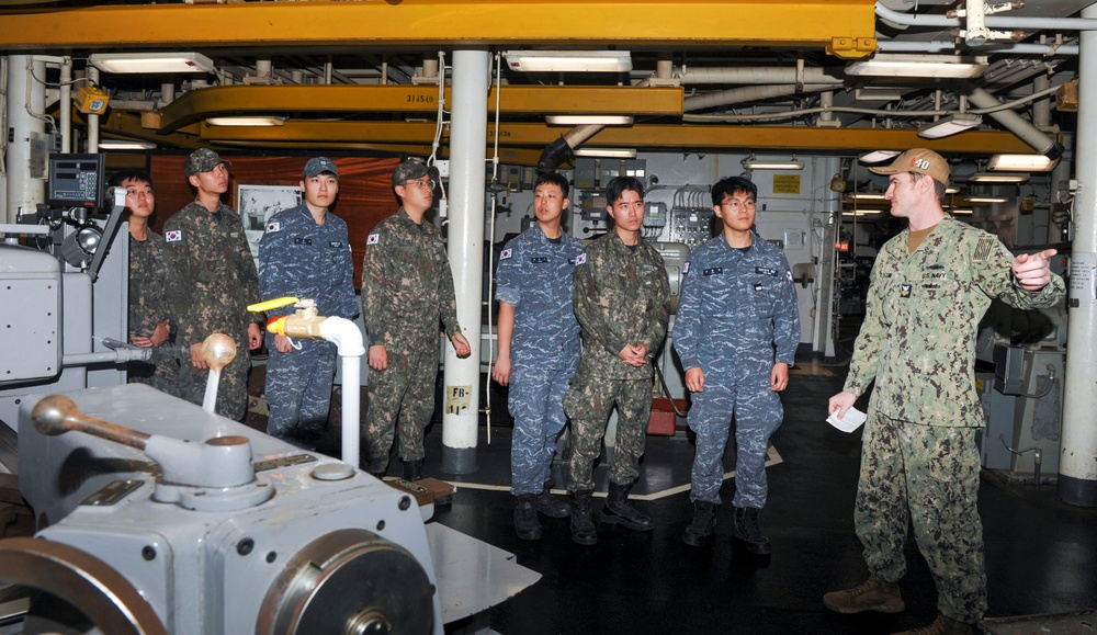 USS Frank Cable Host Tour for ROK