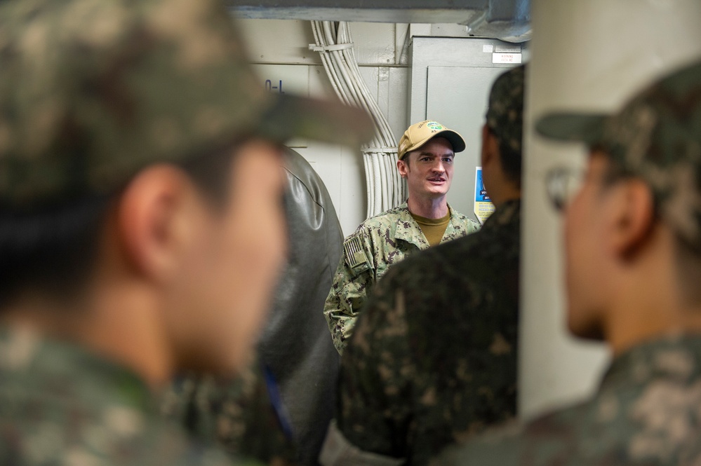 USS Frank Cable Host Tour for ROK