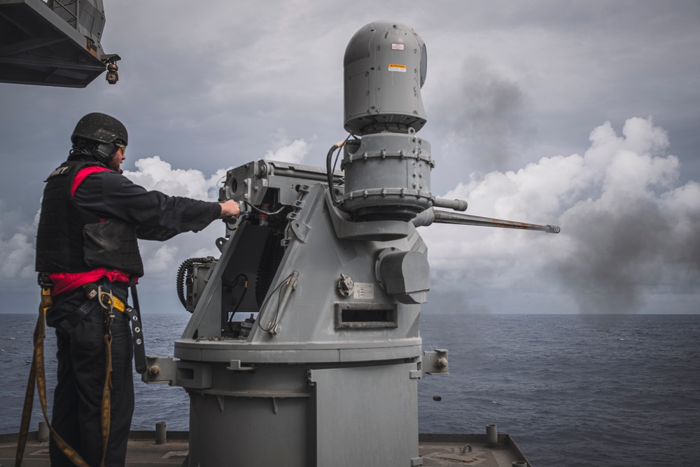 USS George Washington Fires Mark-38 during PACFIRE
