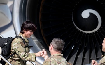 380th AEW welcomes deployers