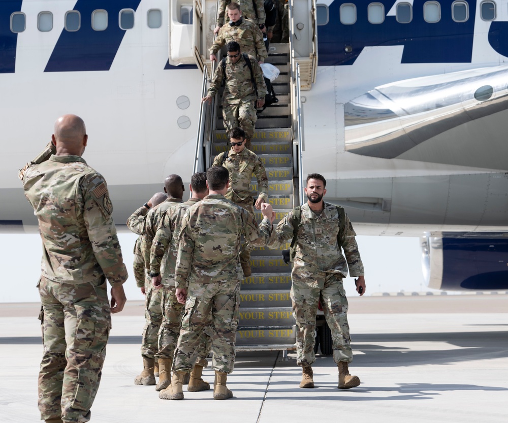 380th AEW welcomes deployers