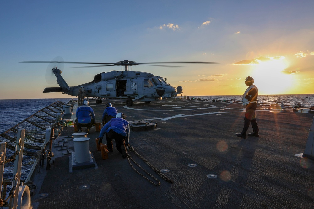 USS Arleigh Burke Flight Quarters