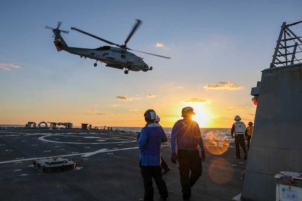 USS Arleigh Burke Flight Quarters