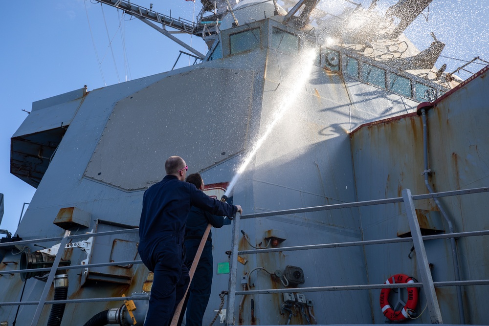 Fresh Water Wash Down aboard the USS Cole