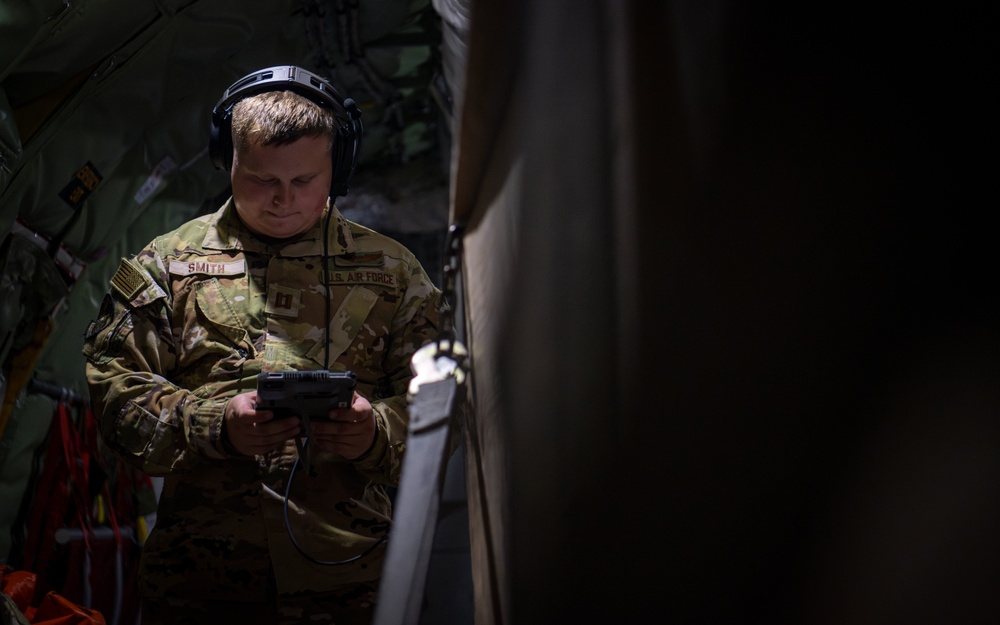 Aircrew enhance emergency response skills with manual flap extension training