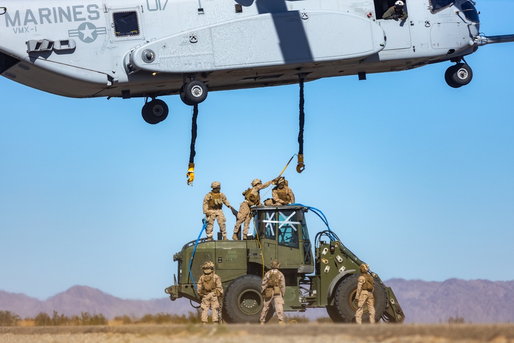 WTI 1-25 CH-53 Heavy Lift