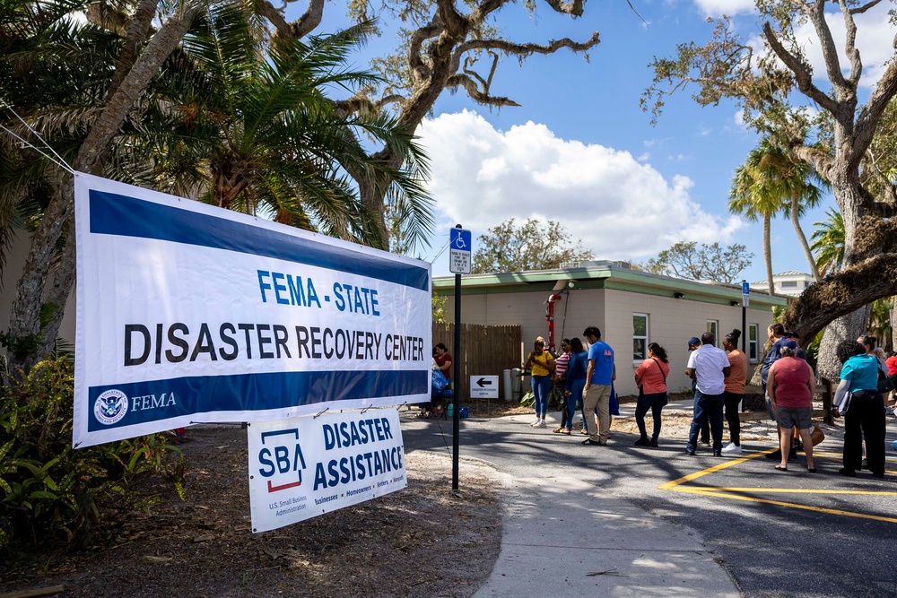 FEMA Disaster Recovery Center in Manatee County