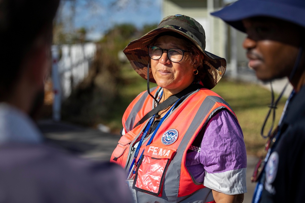 Disaster Survivor Assistance Teams in Charlotte County