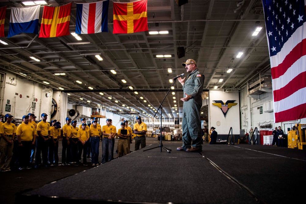 NJROTC Students Tour USS Carl Vinson (CVN70)