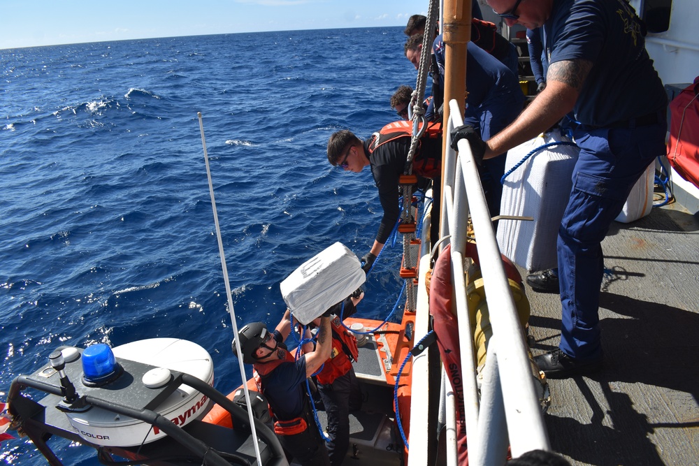 Coast Guard Cutter Resolute crew returns home, offloads approximately $115 million worth of drugs in St. Petersburg