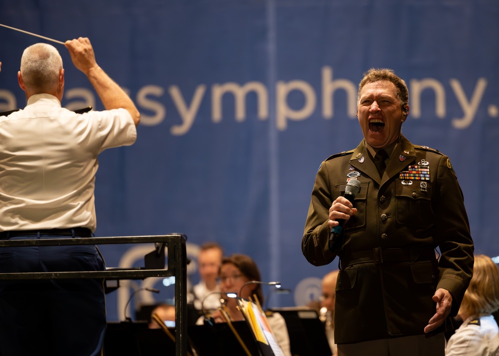 Country Star and Army Reserve WO1 Craig Morgan Performs with U.S. Army Band