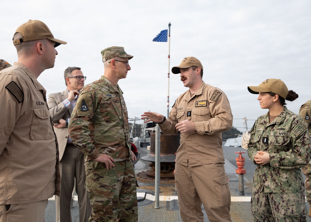 National Reconnaissance Office Deputy Director Visits USS Benfold