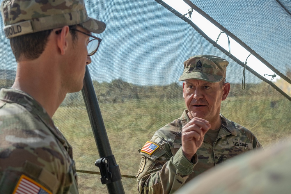 Chief of Staff of the Army and Sergeant Major of the Army visit Fort Campbell